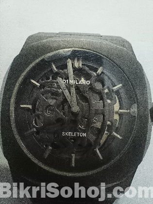 D1 Milano Skeleton ঘড়ি